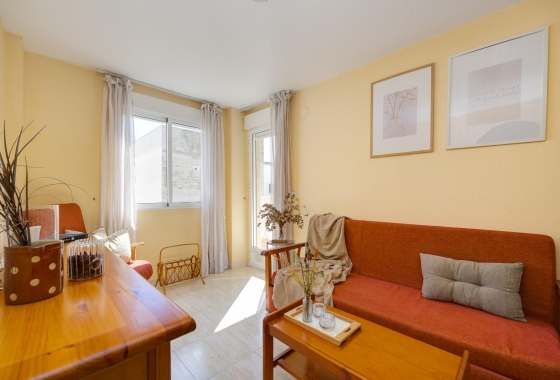 Herverkoop - Appartement / flat - Torrevieja - Playa del Cura