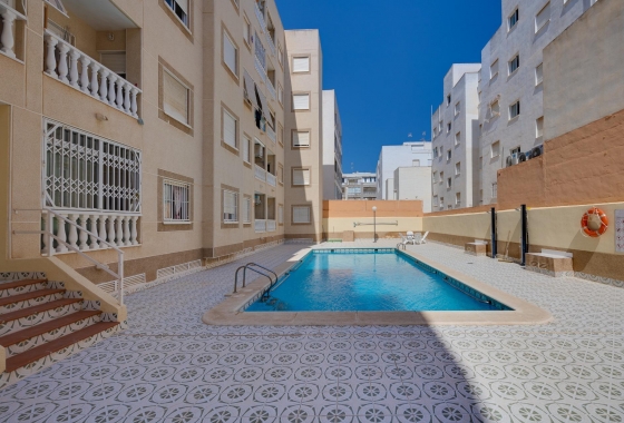 Herverkoop - Appartement / flat - Torrevieja - Playa del Cura