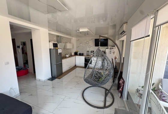 Herverkoop - Appartement / flat - Torrevieja - Zona Los Frutales