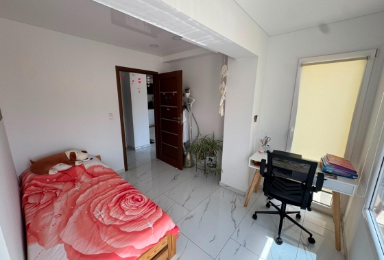 Herverkoop - Appartement / flat - Torrevieja - Zona Los Frutales