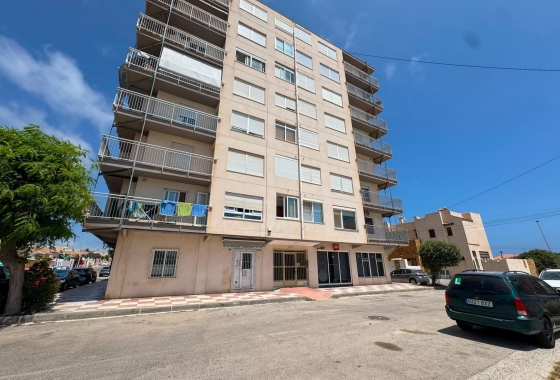 Herverkoop - Appartement / flat - Torrevieja - Zona Los Frutales