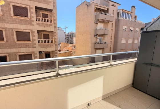 Herverkoop - Appartement / flat - Torrevieja - PARQUE DE LAS NACIONES