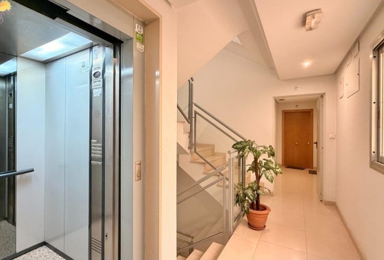 Herverkoop - Appartement / flat - Torrevieja - PARQUE DE LAS NACIONES