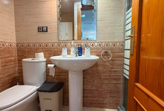 Återförsäljning - Lägenhet / lägenhet - Torrevieja