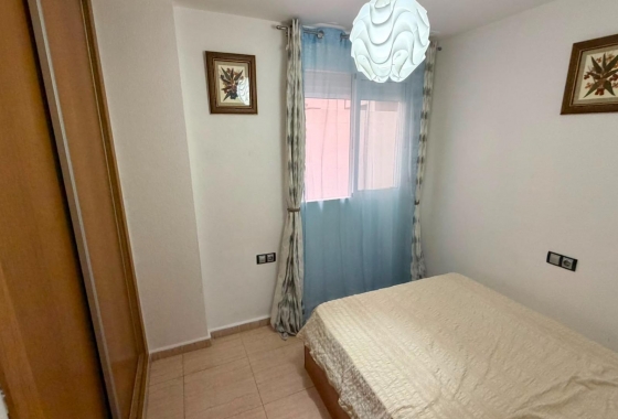Återförsäljning - Lägenhet / lägenhet - Torrevieja