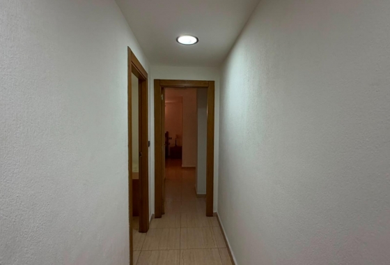 Återförsäljning - Lägenhet / lägenhet - Torrevieja