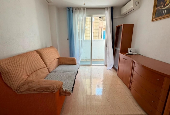 Återförsäljning - Lägenhet / lägenhet - Torrevieja