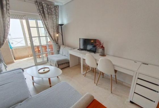 Herverkoop - Appartement / flat - Torrevieja - Playa de los Locos