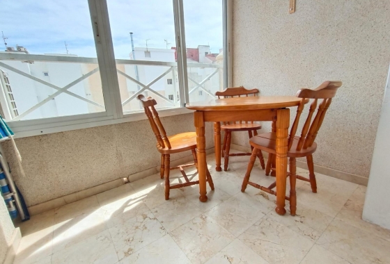 Herverkoop - Appartement / flat - Torrevieja - Playa de los Locos