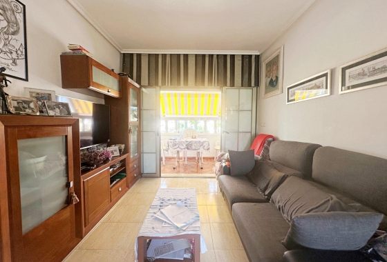 Herverkoop - Bungalow - Torrevieja - aguas nuevas