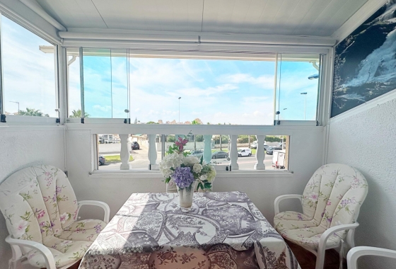 Herverkoop - Bungalow - Torrevieja - aguas nuevas