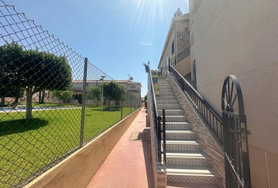 Herverkoop - Bungalow - Torrevieja - aguas nuevas
