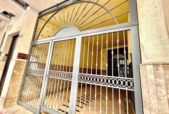 Herverkoop - Appartement / flat - Torrevieja - Costa Blanca