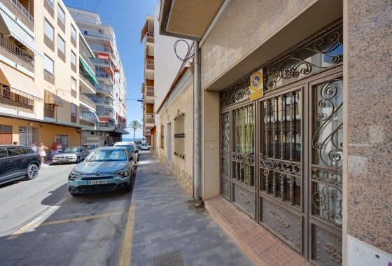 Wiederverkauf - Wohnung - Torrevieja - Paseo Maritimo