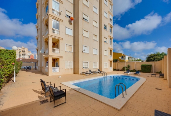 Resale - Apartment / flat - Torrevieja - Nueva Torrevieja