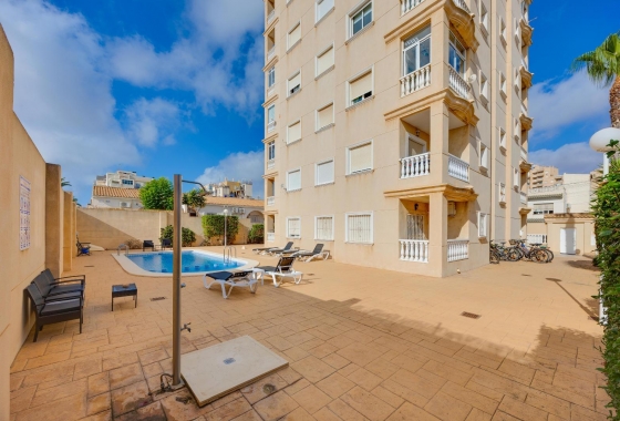 Resale - Apartment / flat - Torrevieja - Nueva Torrevieja