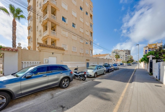 Resale - Apartment / flat - Torrevieja - Nueva Torrevieja