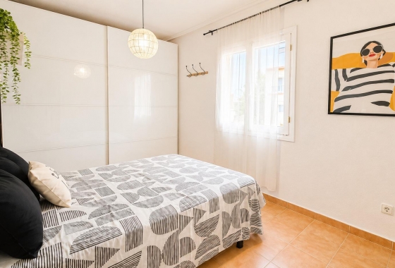 Reventa - Apartamento / piso - Torrevieja - Playa del Cura