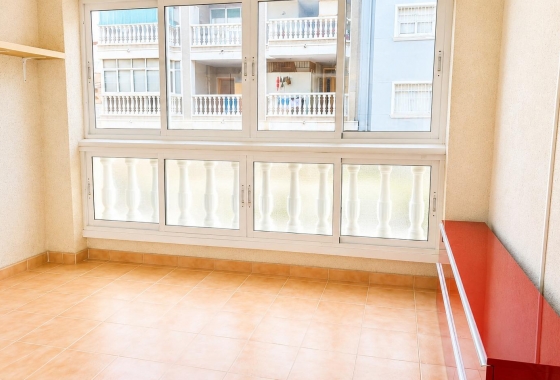 Reventa - Apartamento / piso - Torrevieja - Playa del Cura