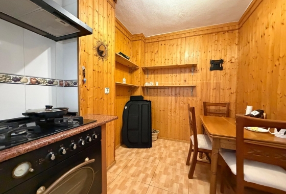 Resale - Apartment / flat - Torrevieja - Playa del Cura