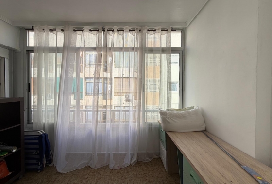 Resale - Apartment / flat - Torrevieja - Playa del Cura