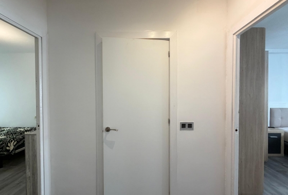Resale - Apartment / flat - Torrevieja - Playa del Cura