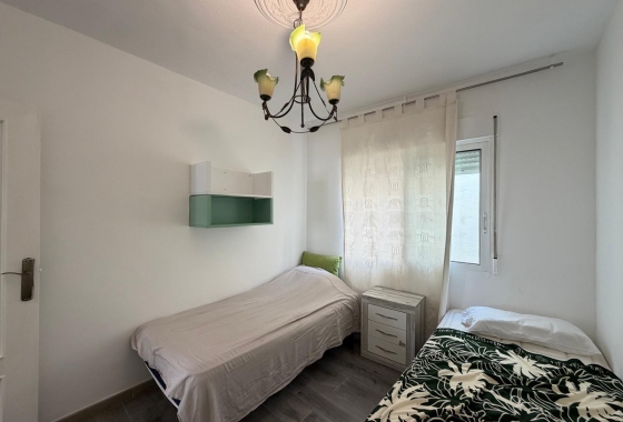Resale - Apartment / flat - Torrevieja - Playa del Cura