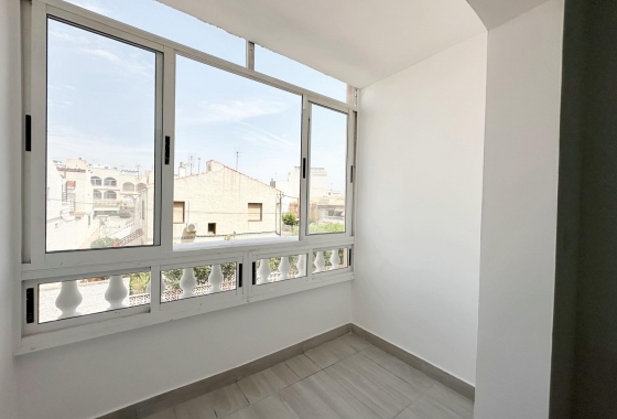Reventa - Apartamento / piso - Torrevieja - Centro