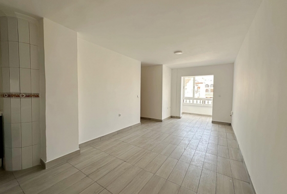 Reventa - Apartamento / piso - Torrevieja - Centro