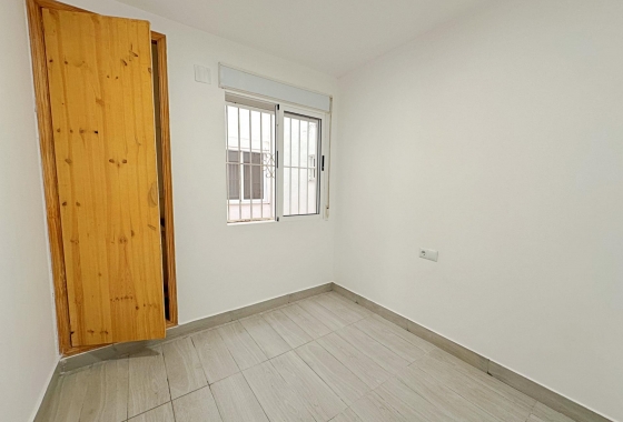 Reventa - Apartamento / piso - Torrevieja - Centro