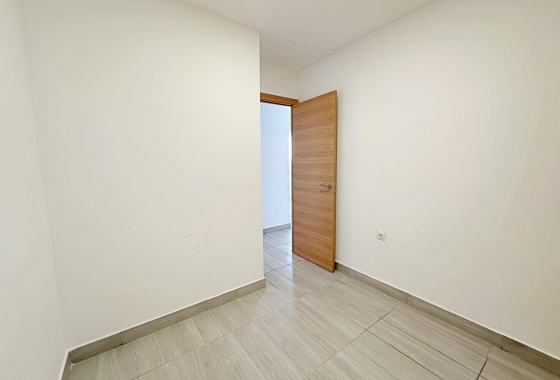 Reventa - Apartamento / piso - Torrevieja - Centro