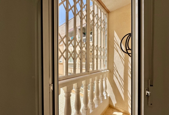Herverkoop - Appartement / flat - Torrevieja - Centro