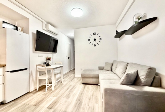 Herverkoop - Appartement / flat - Torrevieja - La Mata Pueblo
