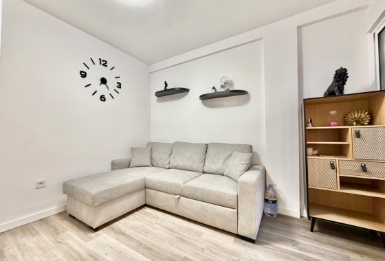 Herverkoop - Appartement / flat - Torrevieja - La Mata Pueblo