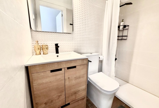 Herverkoop - Appartement / flat - Torrevieja - La Mata Pueblo