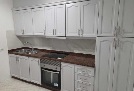 Herverkoop - Appartement / flat - Torrevieja - Habaneras