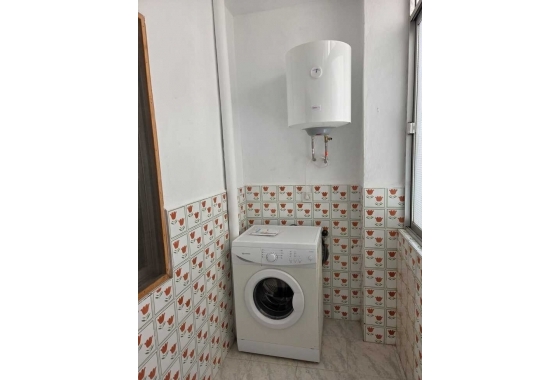 Herverkoop - Appartement / flat - Torrevieja - Habaneras