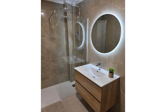 Herverkoop - Appartement / flat - Torrevieja - Habaneras