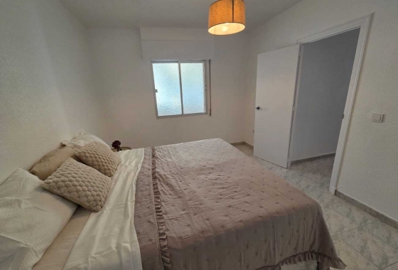 Herverkoop - Appartement / flat - Torrevieja - Habaneras