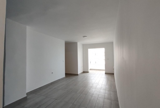Herverkoop - Appartement / flat - Torrevieja - Habaneras