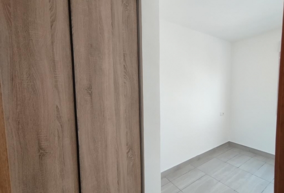 Herverkoop - Appartement / flat - Torrevieja - Habaneras