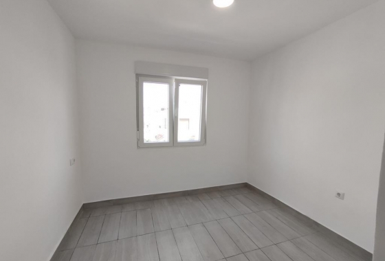 Herverkoop - Appartement / flat - Torrevieja - Habaneras
