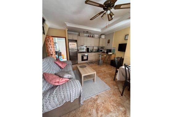 Herverkoop - Appartement / flat - Torrevieja - Estacion De Autobuses