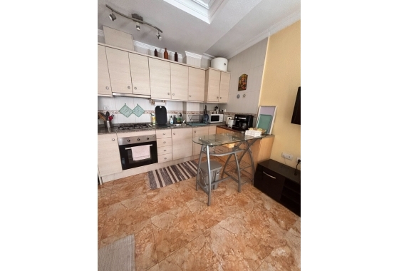 Herverkoop - Appartement / flat - Torrevieja - Estacion De Autobuses