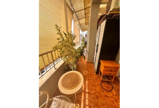 Herverkoop - Appartement / flat - Torrevieja - Estacion De Autobuses