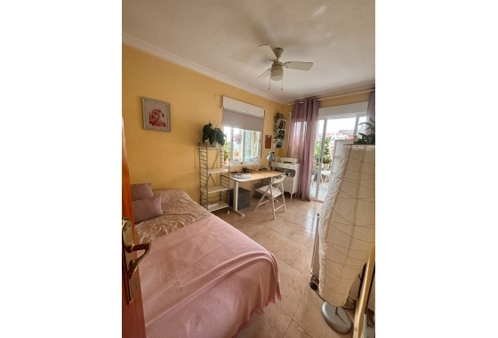 Herverkoop - Appartement / flat - Torrevieja - Estacion De Autobuses