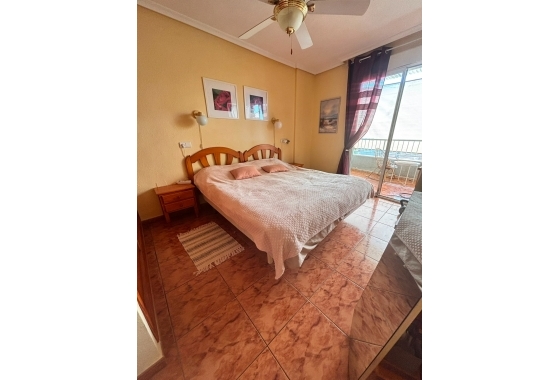Herverkoop - Appartement / flat - Torrevieja - Estacion De Autobuses