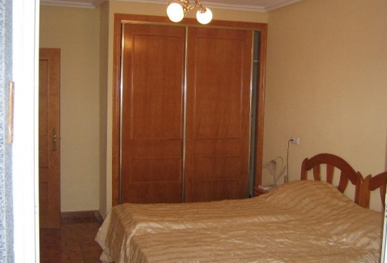 Herverkoop - Appartement / flat - Torrevieja - Estacion De Autobuses