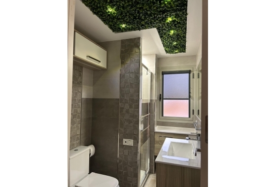 Herverkoop - Appartement / flat - Torrevieja - Playa del Cura