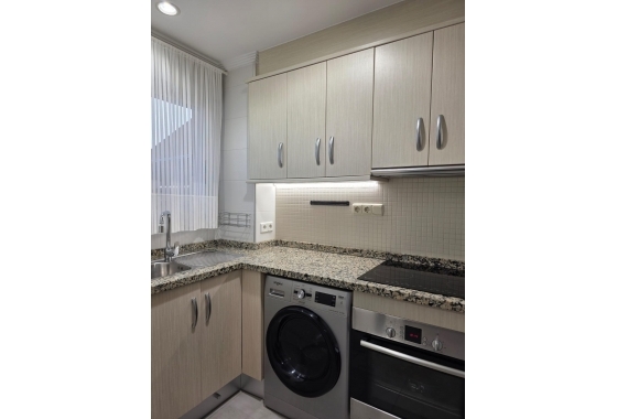 Herverkoop - Appartement / flat - Torrevieja - Playa del Cura